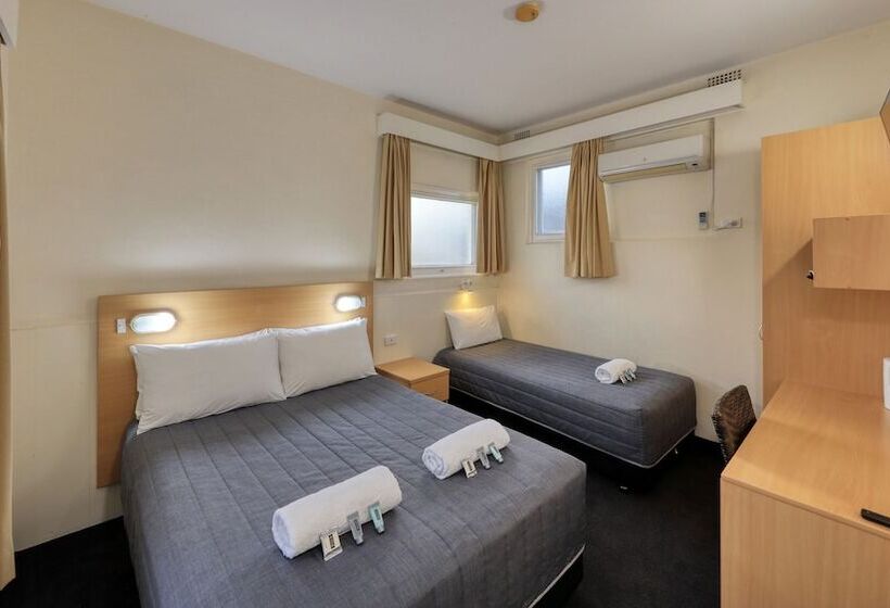 Номер Стандарт, Cowra Motor Inn