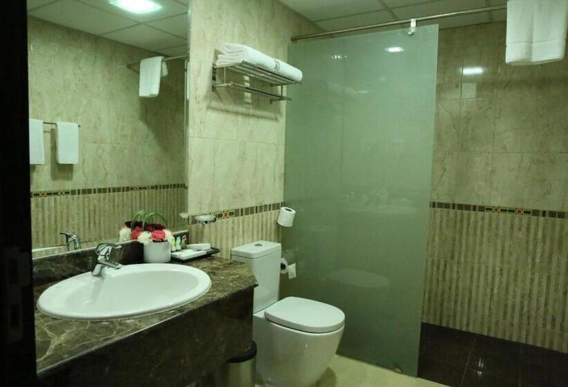 سوئیت رویال, Royal Phoenicia
