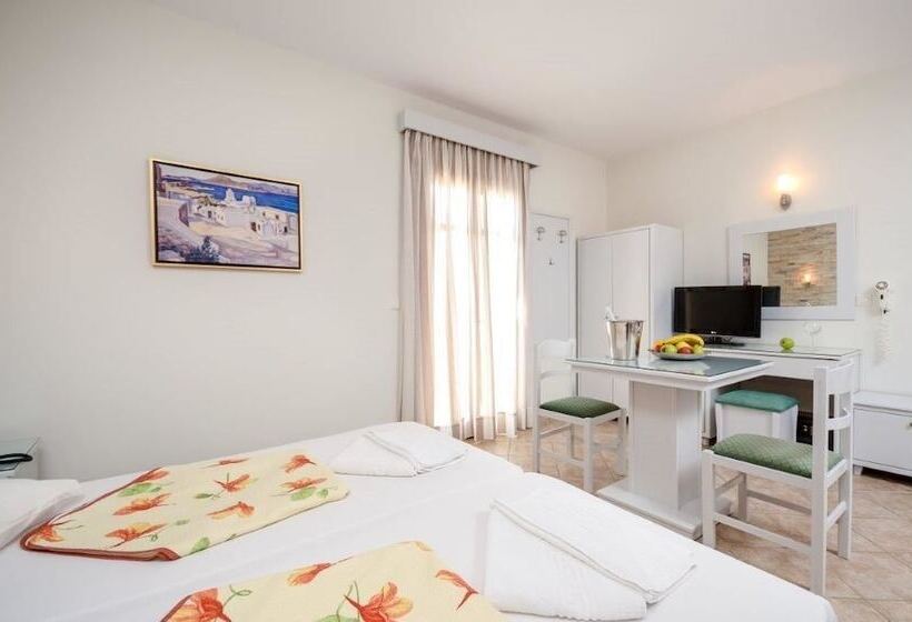 Студия Стандарт, Plaka Hotel I