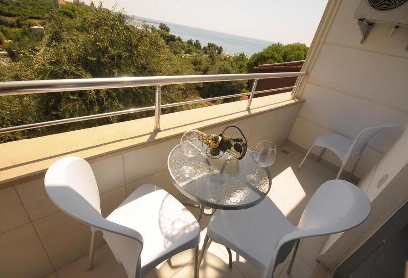 Standard Single Room Sea View, Aura Boutique