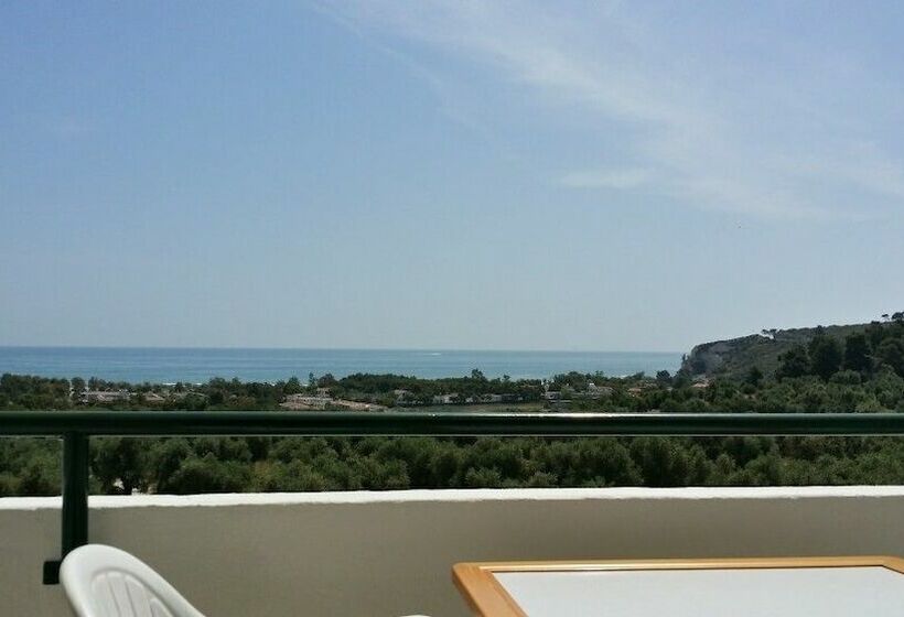 Номер Стандарт Вид на Море, Centro Di Soggiorno Il Belvedere