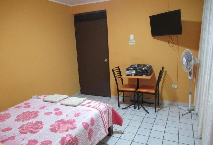 اتاق استاندارد, Kurmi Hostel Lima Airport
