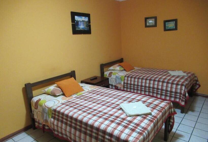 اتاق استاندارد, Kurmi Hostel Lima Airport