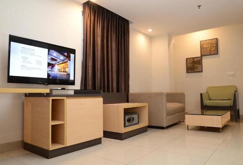 스위트, Metland Hotel Cirebon By Horison