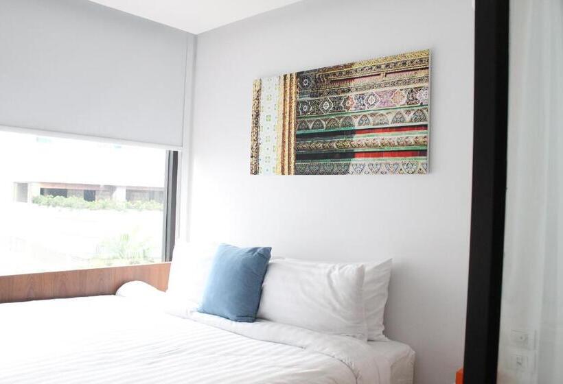 اتاق سوپریور, S Box Sukhumvit