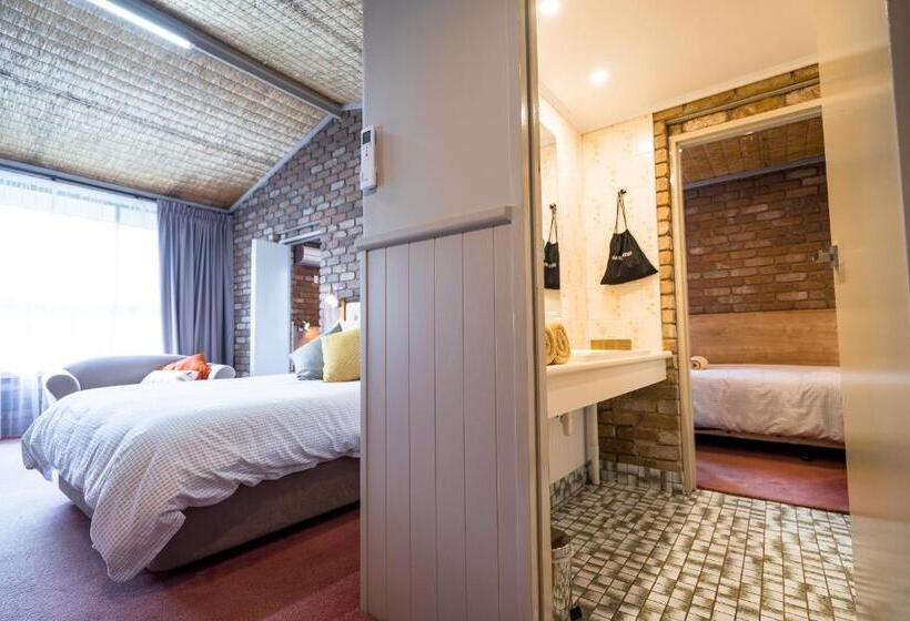 패밀리 스위트, Farnham Court Motel And Restaurant