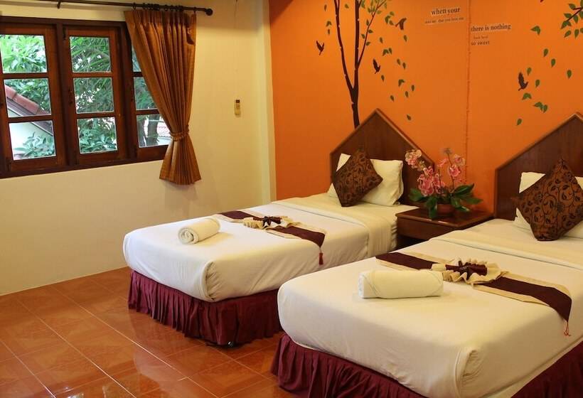 بانگلوی لوکس, Baan Suan Sook Resort