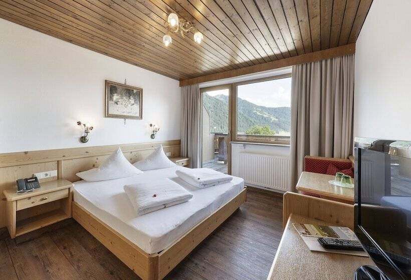 اتاق استاندارد با چشم‌انداز کوهستان, Landhaus Ager