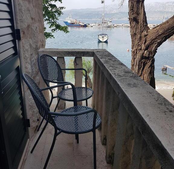 سوییت خانوادگی, Lipa
