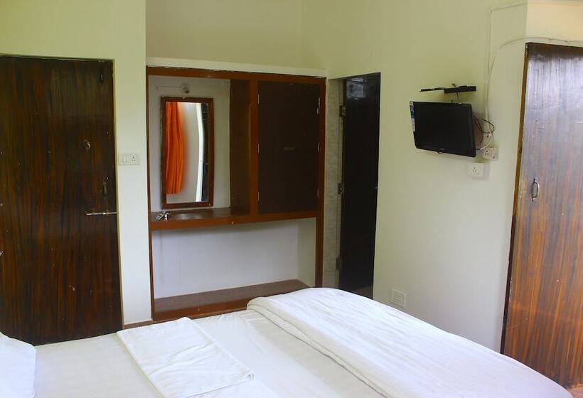豪华房间, Poonam Village Resort