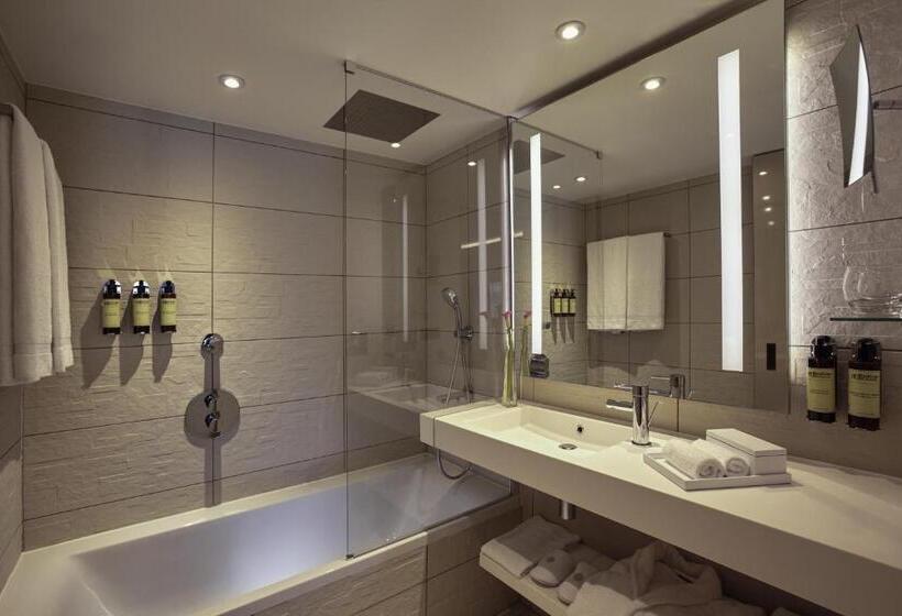 Номер Deluxe Кровать Кинг, Pullman Paris Roissy Cdg Airport