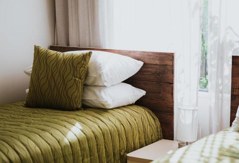 Дом 3 Спальни, Peninsula Motel