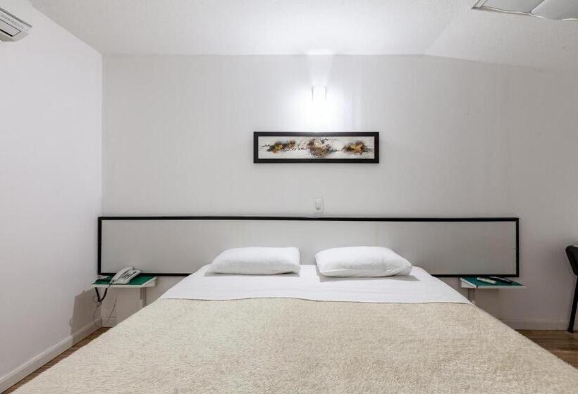 Quarto Deluxe Individual, Tri Hotel Smart Caxias