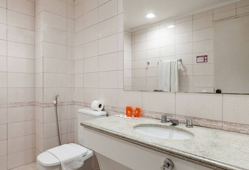 Quarto Deluxe, Tri Hotel Smart Caxias