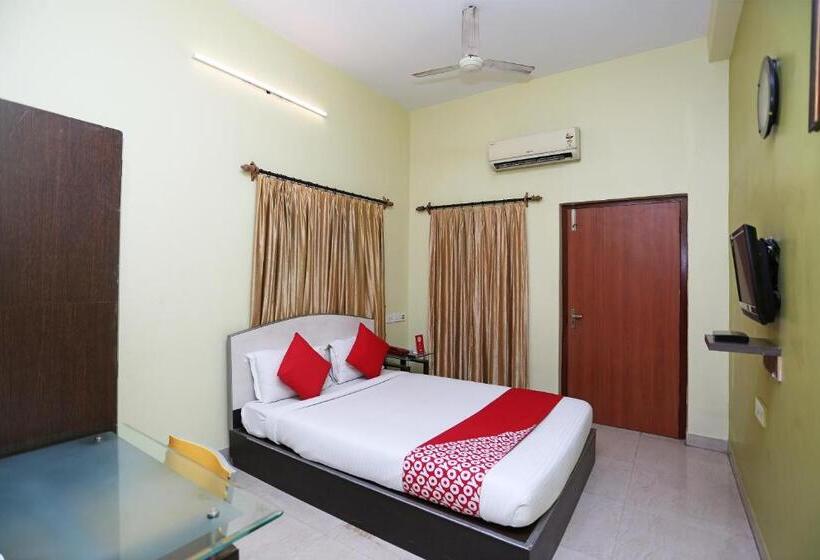 스탠다드 룸, Next Generation Guest House Block Bl Plot No 135