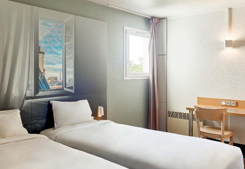 Номер Стандарт, B&b Hotel Montlhery