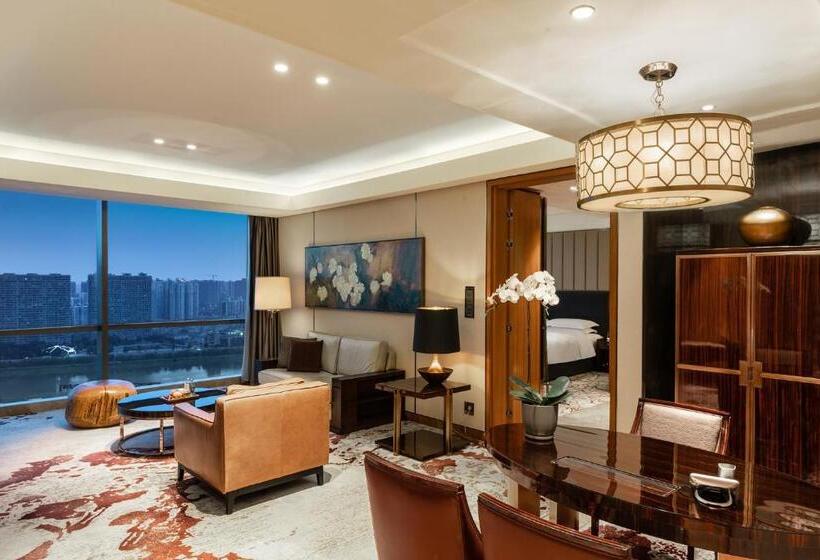 キングサイズベッドのデラックススイート, Intercontinental Changsha, An Ihg