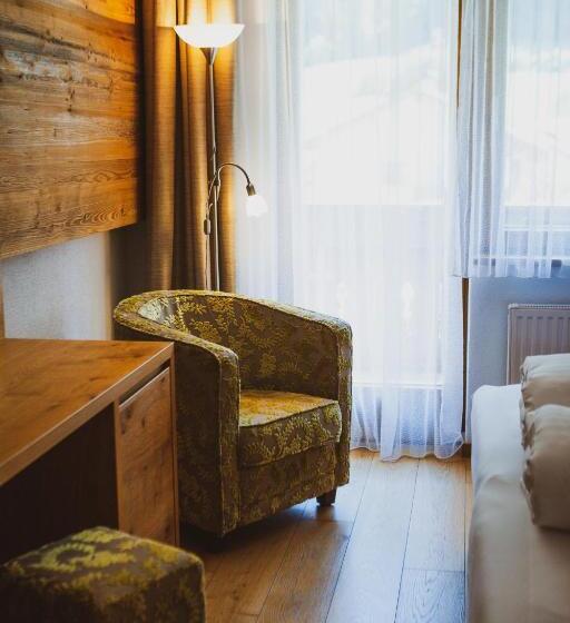 اتاق استاندارد, Tilia Living