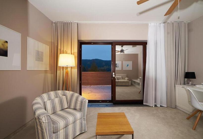 高级高尔夫景房, Cihelny Golf & Wellness Resort
