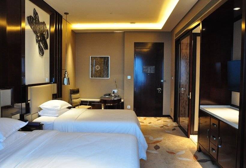 Номер Deluxe Вид на Город, Sheraton Changde Wuling