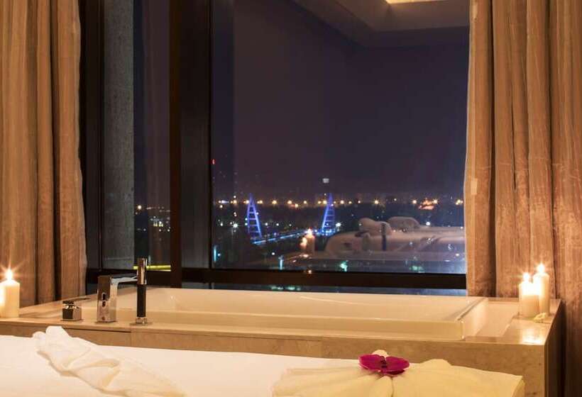 Номер Deluxe Вид на Озеро, Sheraton Changde Wuling