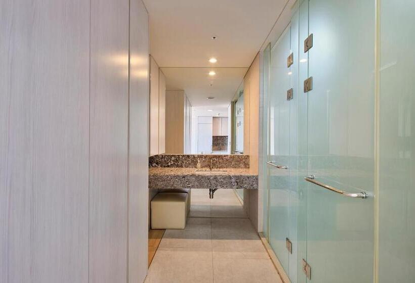 Family Suite, The Island Blue