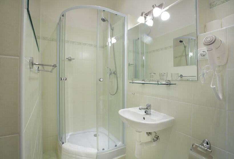 Quarto Triplo Estandar, Wenceslas Square Hotel   Czech Leading Hotels