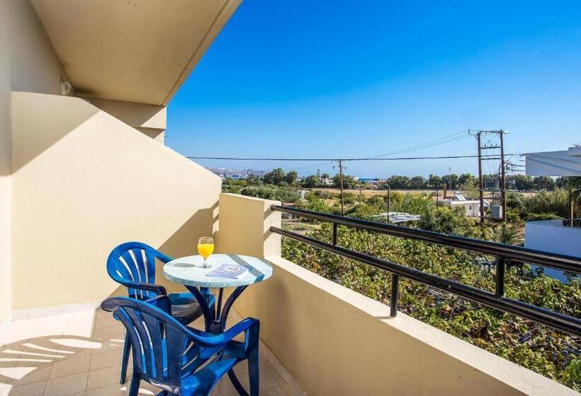استودیوی استاندارد, Vickys Studios Faliraki