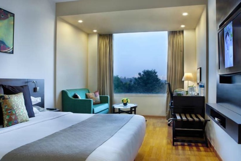 اتاق لوکس, Lemon Tree Hotel, Vadodara
