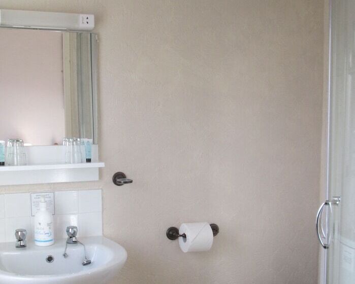 חדר סטנדרט, The Haldon Guest House