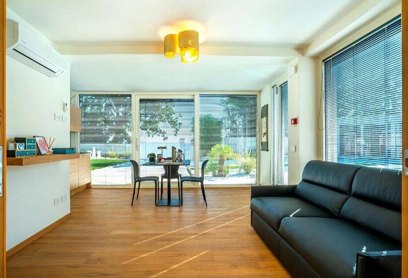 Номер Стандарт Вид на Бассейн, Villa Vittoria B&b   Wellness