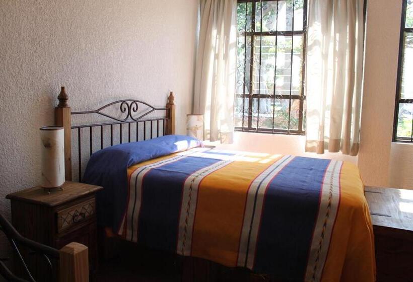 سوییت, La Villa Real