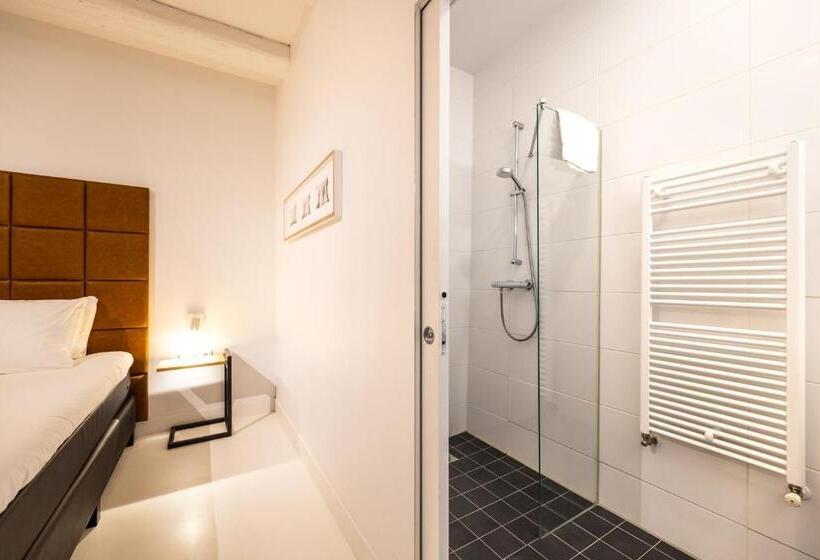 1 Bedroom Comfort Apartment, Yays Amsterdam Salthouse Canal By Numa