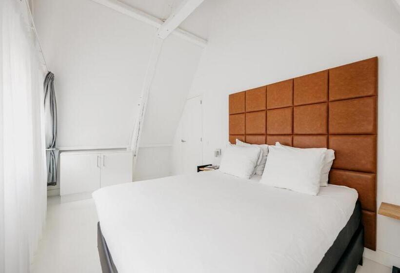 1 Bedroom Apartment, Yays Amsterdam Salthouse Canal By Numa