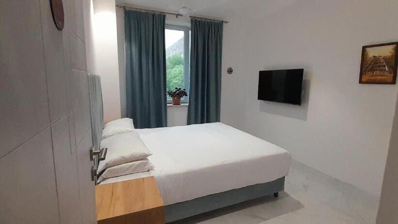 اتاق استاندارد, Areni Lodge