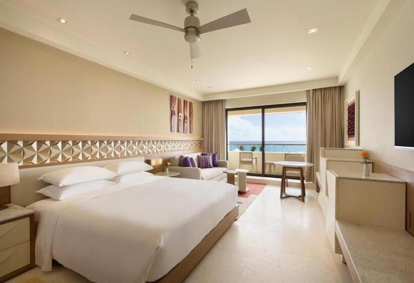 キングサイズベッドのクラブルーム, Hyatt Ziva Cancun