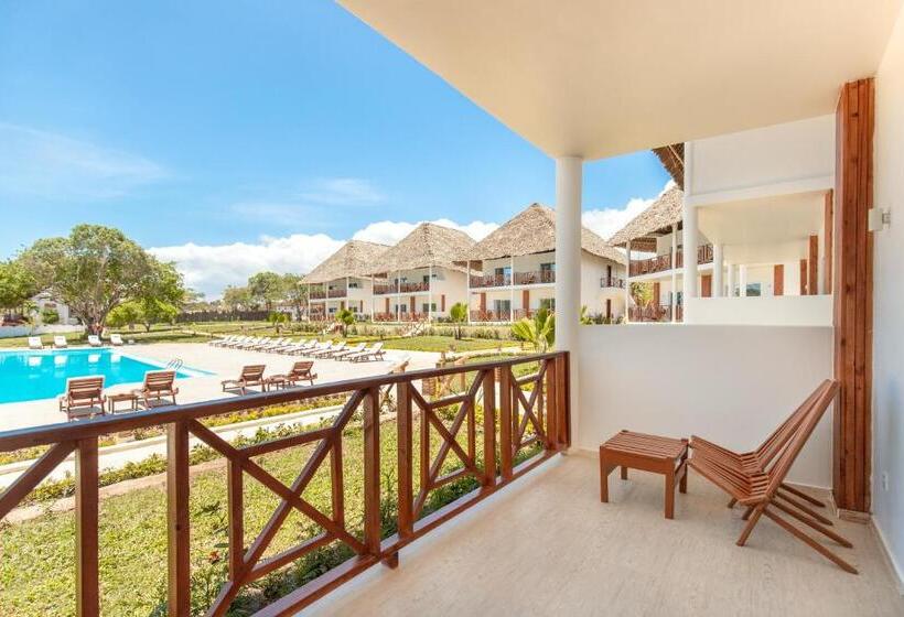 Семейный Номер, Kiwengwa Beach Resort