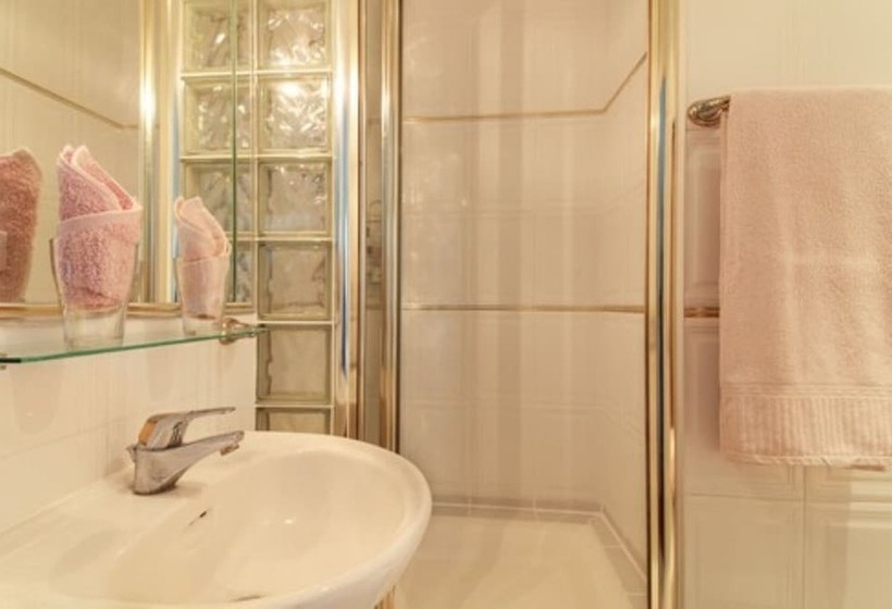 Семейный Номер, Dawson Place, Juliette's Bed And Breakfast