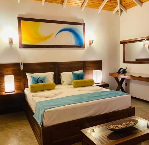 اتاق لوکس, Blue Waves Kite Surfing Beach Resort