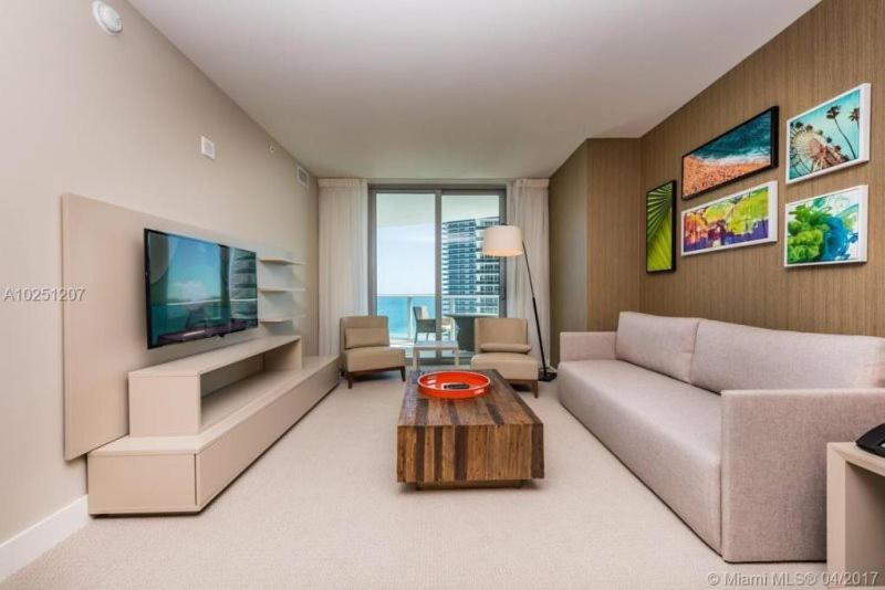 آپارتمان 1 خوابه با تراس, Modern Beachfront Condo With Stunning Ocean View