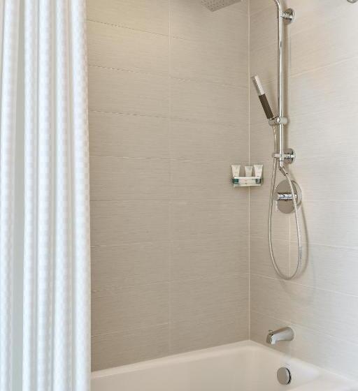 Номер Deluxe, The Westin Denver International Airport