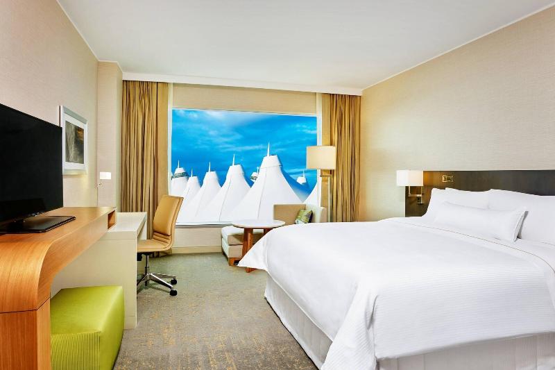Люкс Кровать Кинг, The Westin Denver International Airport