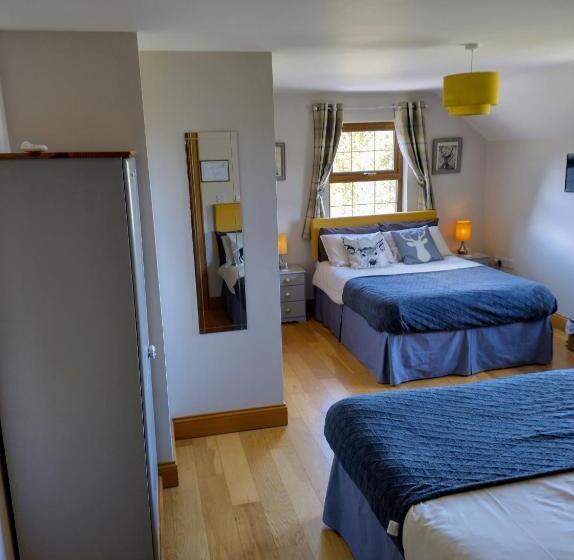 Семейный Номер, Glenn Eireann House