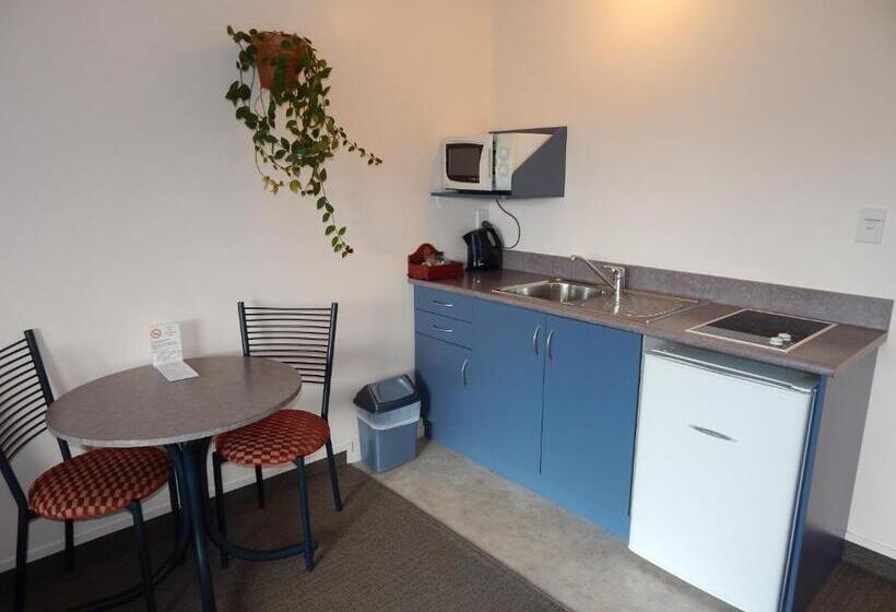 Апартаменты 1 Спальня, Avenue Heights Motel