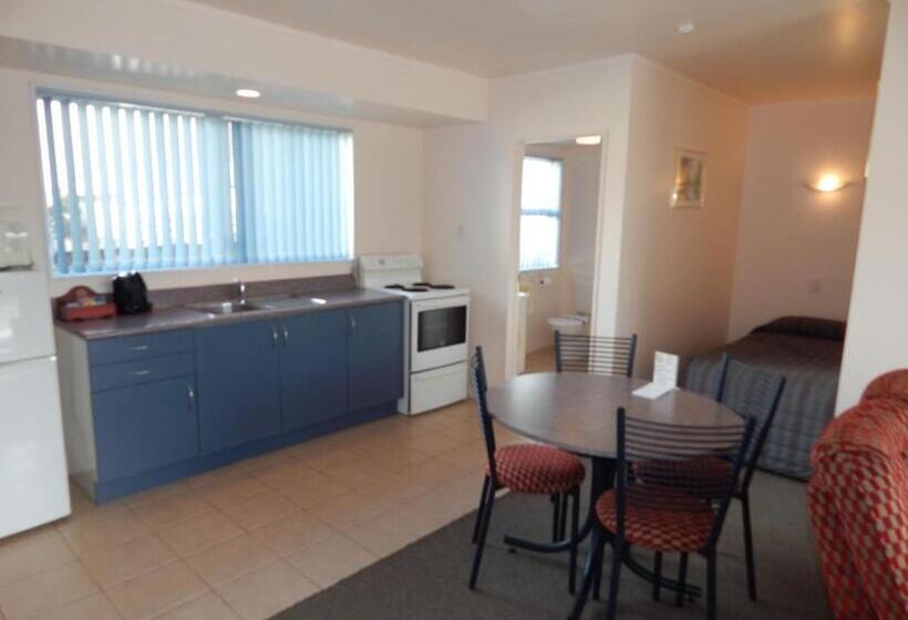 Апартаменты 2 Спальни, Avenue Heights Motel