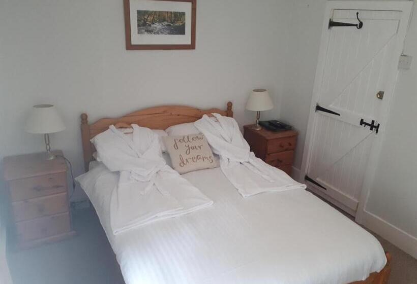 Номер Стандарт, Beechwood B&b