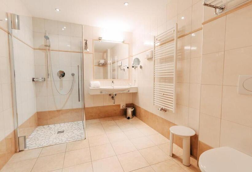 اتاق استاندارد با بالکن, Post Post Hotel   Alpine Boutique Hotel & Spa