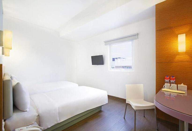 Номер Стандарт, Amaris Hotel Madiun