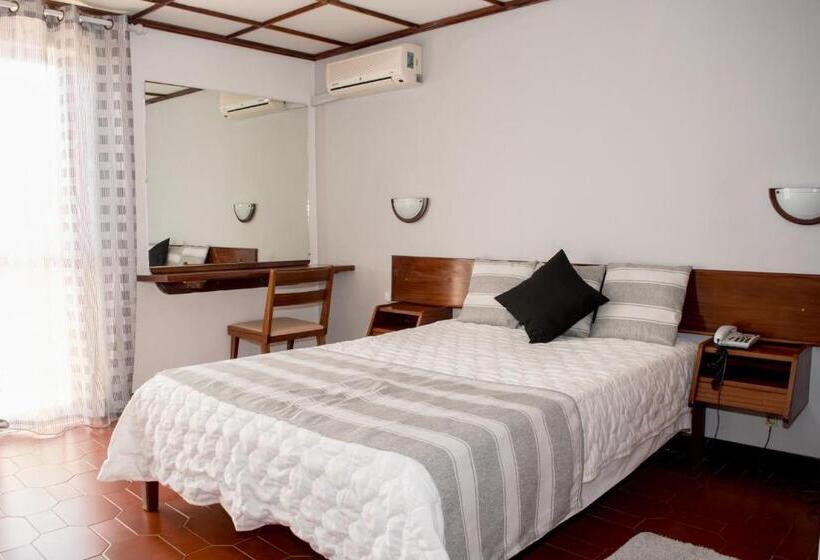 سوییت با چشم‌انداز دریا, Apart Hotel Avenida