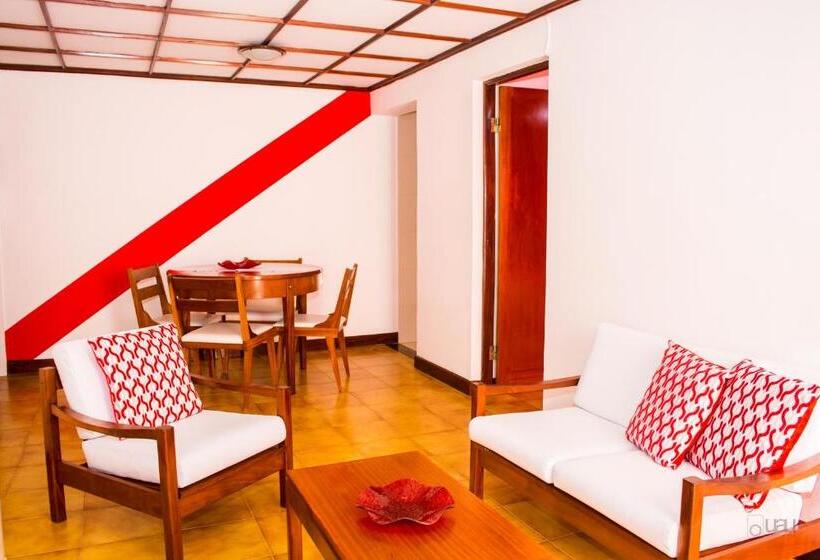 سوییت با چشم‌انداز دریا, Apart Hotel Avenida